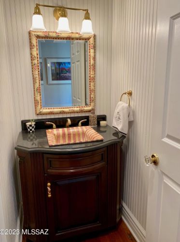 7422 Mystic Cyn Dr, Tucson AZ 85718-7805 exterior