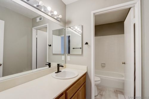 8546 Boothbay Pl, San Diego CA  92129-3725 exterior