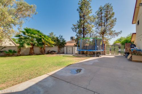 4536 Villa Theresa Dr, Glendale AZ 85308-8258 exterior