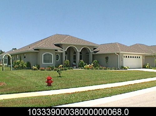 3820 9th Pl, Vero Beach, FL 32960-6126