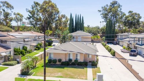 9232 Park St, Bellflower, CA 90706-5658