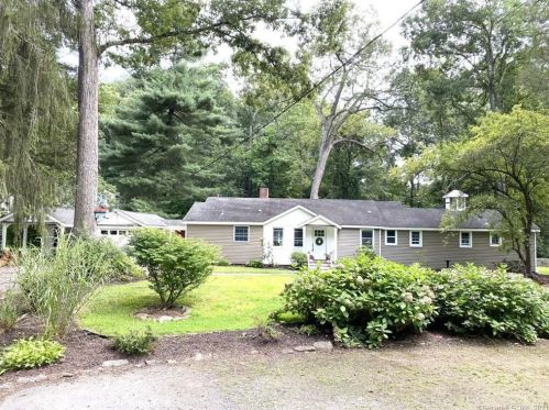 83 Maltbie Ave, Stamford CT  06902-1109 exterior