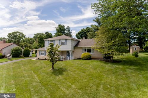 168 Harriet Rd, Southampton, PA 18966-1460