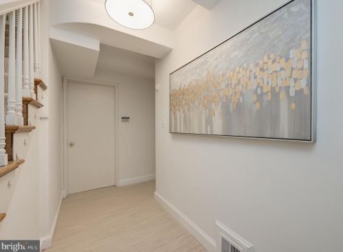 4510 46th St, Washington DC 20016-4476 exterior