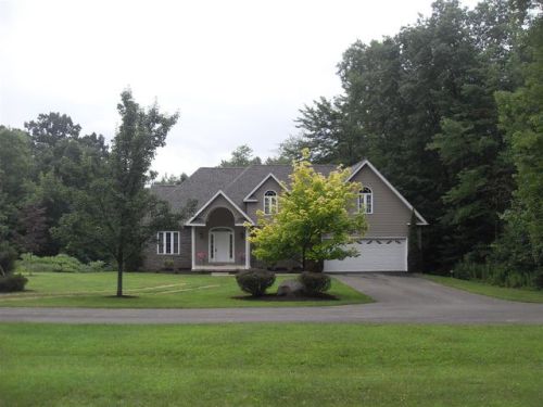 10797 Cervone Dr, Meadville, PA 16335-4709