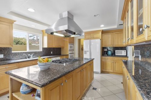24409 Neece Ave, Torrance CA  90505-6523 exterior