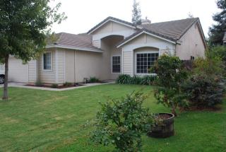 2526 River Cove Dr, Riverbank, CA 95367-3332
