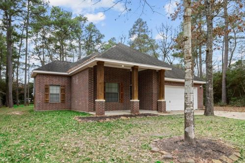 14711 Winding Hill Dr, Magnolia, TX 77354-1268
