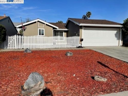 5391 Garrison Cir, San Jose, CA 95123-2116