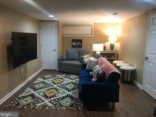 22 Chatham Ct, Dover DE  19901-3909 exterior