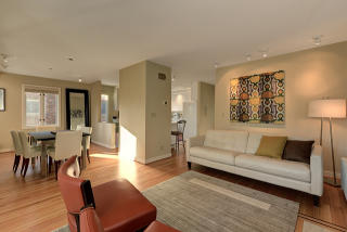 2049 41st Ave, Seattle WA  98112-2711 exterior