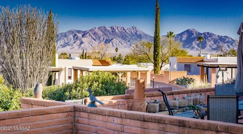 222 Cactus Loop, Green Valley AZ 85614-3113 exterior