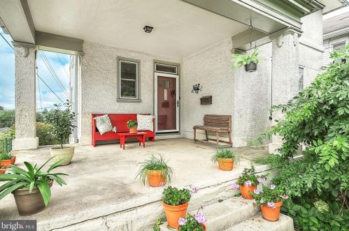 300 Main St, Red Lion, PA 17356-1206