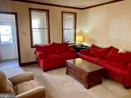720 Ohio Ave, Trenton, NJ 08638-3924