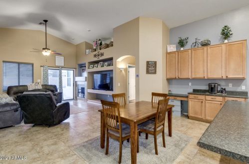 1637 Vineyard Plains Dr, Queen Creek AZ  exterior