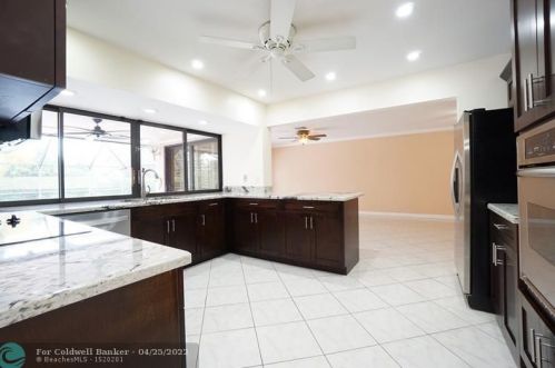 375 53rd St, Boca Raton, FL 33487-3748