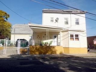 161 Oak St, Paterson, NJ 07501-3109