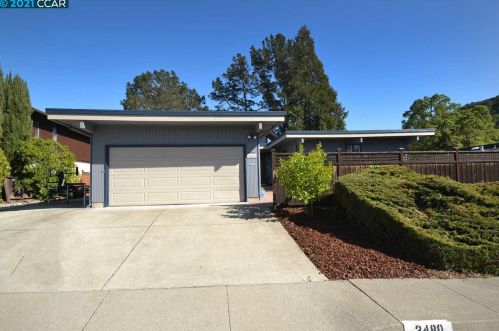 2480 La Canada Ct, Pinole, CA 94564-1226
