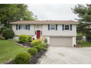 555 Memory Ln, Brunswick, OH 44212-2041