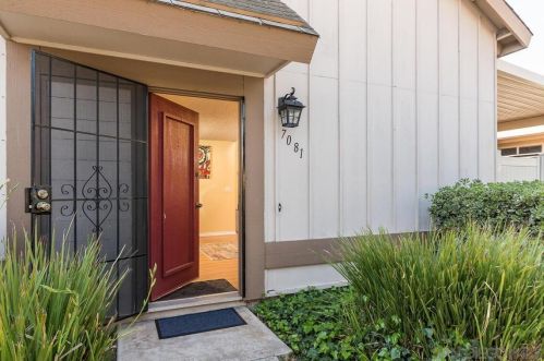 7081 Wattle Dr, San Diego, CA 92139-3320