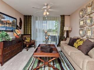9300 Marino Cir, Naples FL  34114-2507 exterior