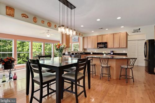 14149 Murphy Ter, Gainesville VA  20155-1725 exterior