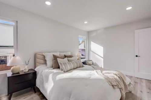 12221 Caminito Mira Del Mar, San Diego CA 92130-2304 exterior