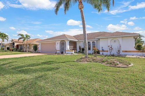224 47th St, Cape Coral, FL 33914-5960