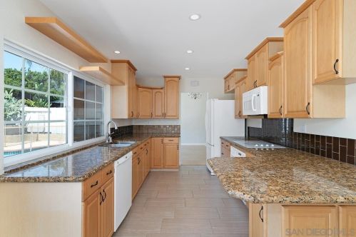 9858 Via Caceres, San Diego CA  92129-2717 exterior