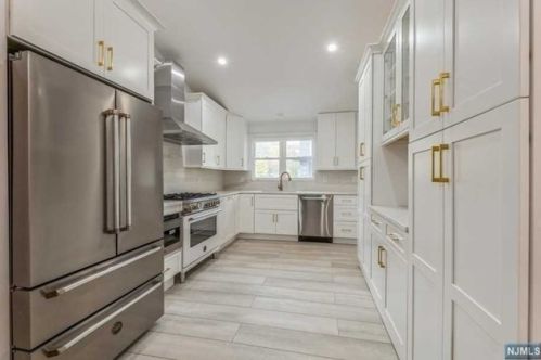 436 Ruckman Rd, Closter NJ  07624-2326 exterior