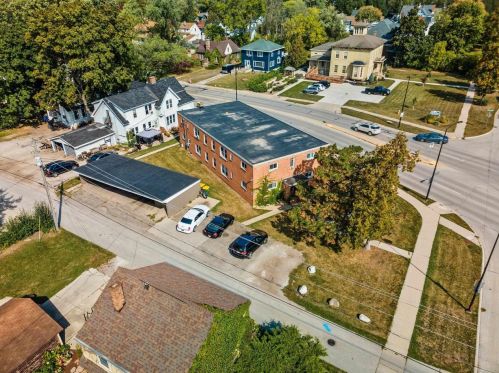 805 Shawano Ave, Green Bay, WI 54303-2865