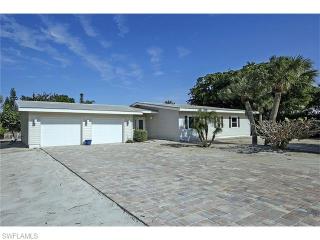 3724 Agate Ct, Sanibel, FL 33957-5302