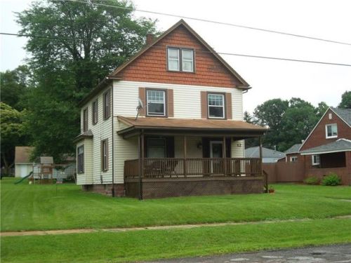 12 Columbia Park, Greenville, PA 16125-1920