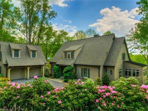 293 Chestnut Farms Ln, Burnsville, NC 28714-8697
