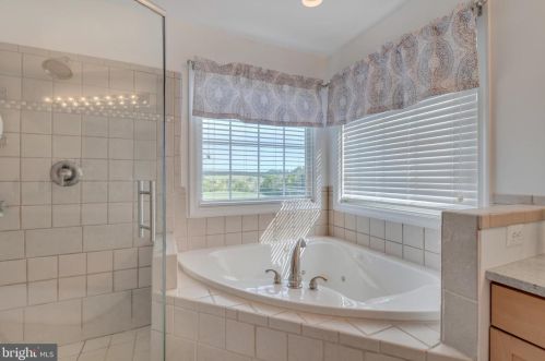 11082 Mccue Ln, Madison Mills VA  22960-4348 exterior