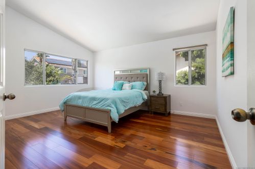 8886 La Cartera St, San Diego CA 92129-3310 exterior