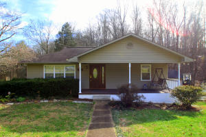 219 Oak Rd, Powell, TN 37849-7120