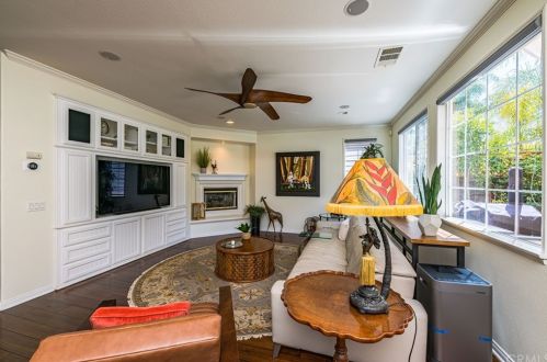 42155 Wyandotte St, Temecula CA  92592-7224 exterior