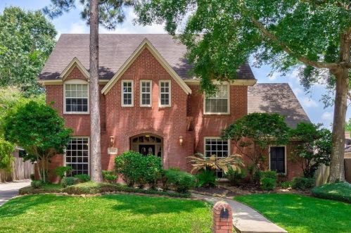 4422 Brook Shadow Dr, Humble, TX 77345-3015