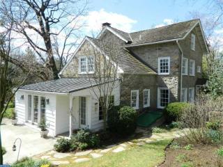 1845 Valley Rd, Frazer, PA 19355-9765