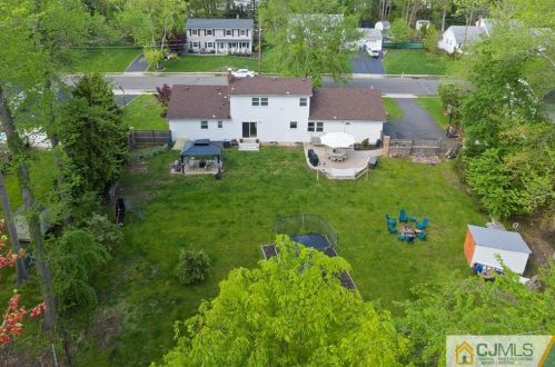 15 Sandburg Dr, Morganville NJ  07751-1428 exterior