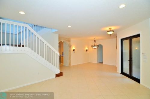 16376 31st St, Hollywood FL  33027-5229 exterior