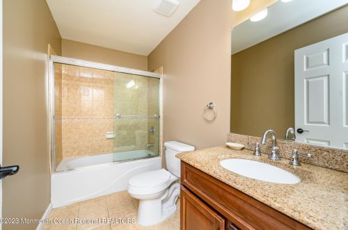 58 Richardson Ave, Tinton Falls NJ  07724-1313 exterior