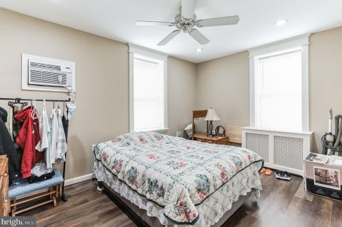 325 Brighton Ter, Holmes PA  19043-1010 exterior