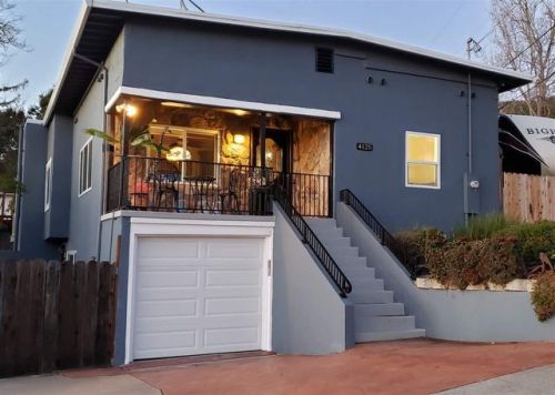 4125 Kuhnle Ave, Oakland, CA 94605-1216