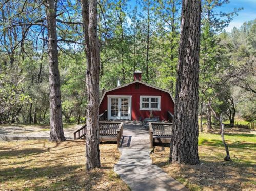 18880 Blackhawk Ct, Grass Valley CA  95949-8324 exterior