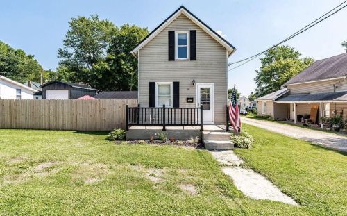 302 Calhoun St, Mount Vernon, OH 43050-2012