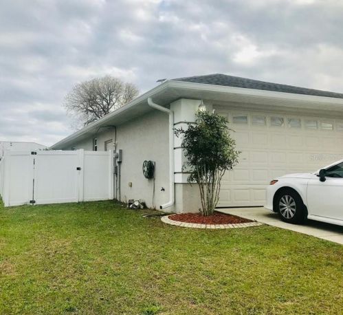 6790 105th St, Belleview, FL 34420-9329