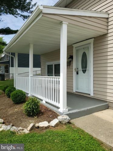 609 2nd St, Harrisburg, PA 17101-1010