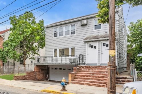 87 Melville Pl, Irvington NJ  07111-3048 exterior